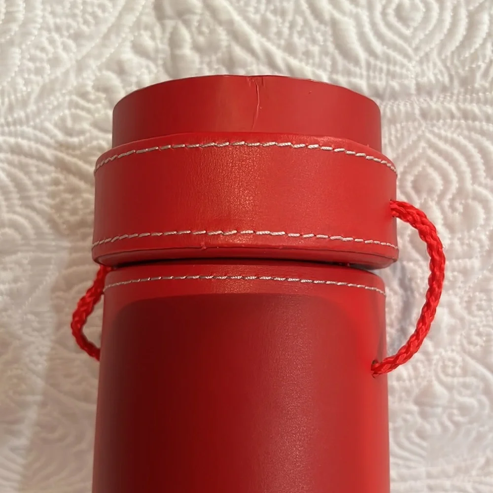 Pooch & Sweetheart red wine‎ bottle carrier
